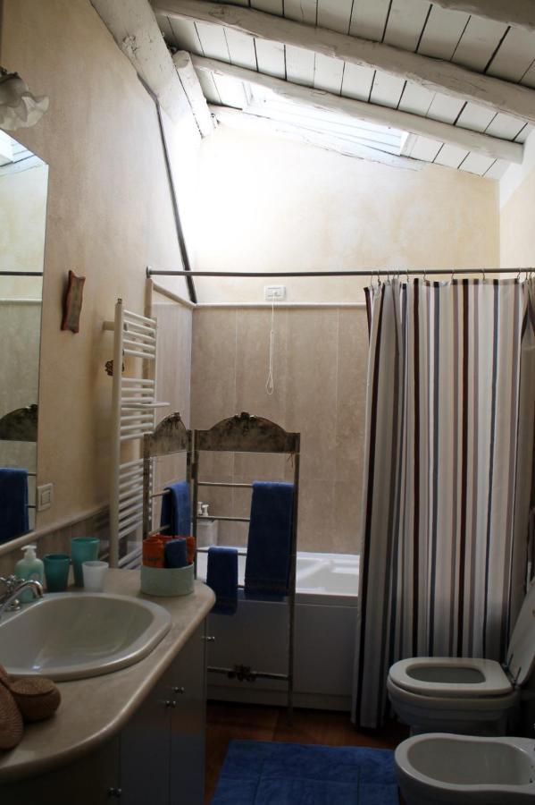 L'Oleandro Sul Lago D'Iseo B&B Sulzano Exterior foto